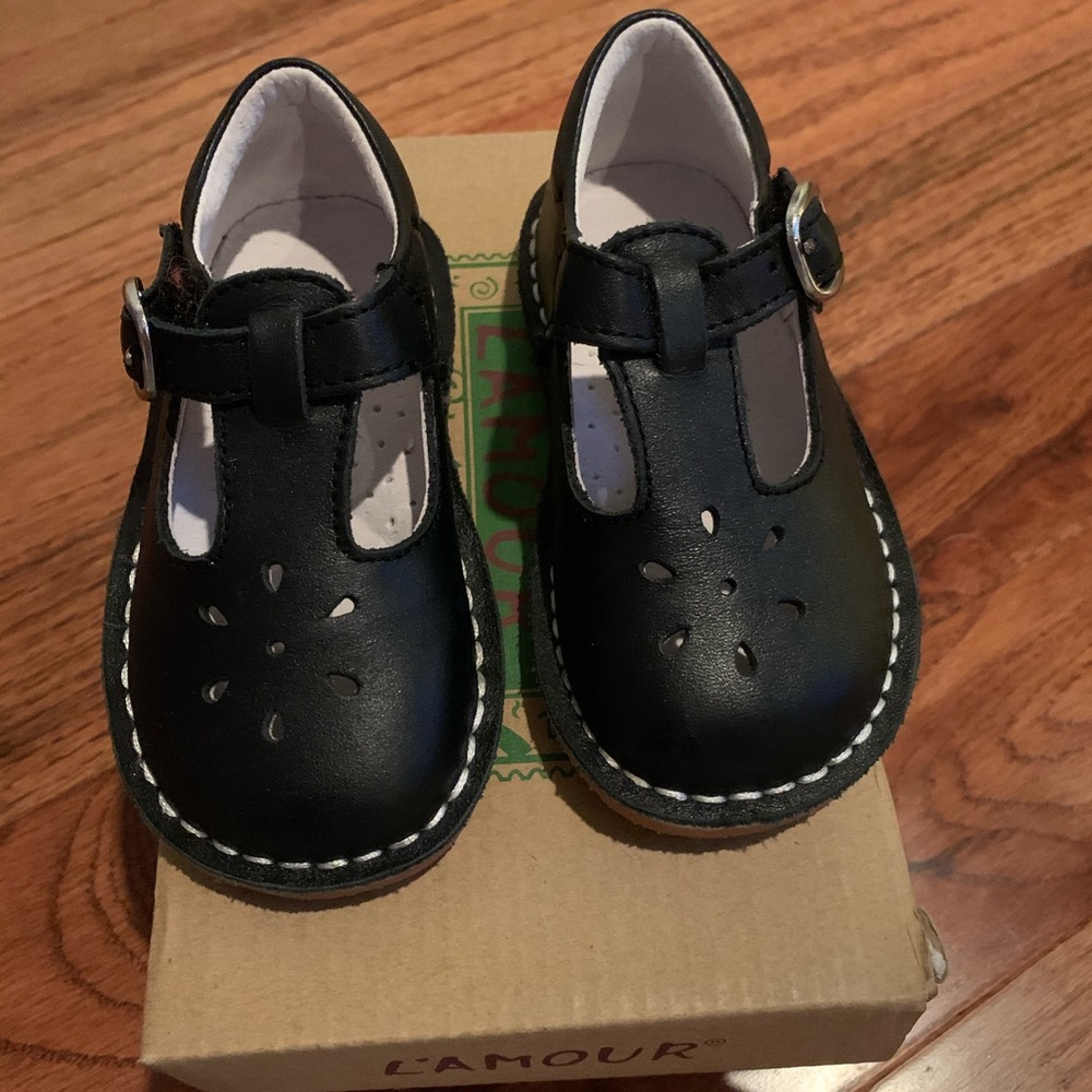 L’Amour black Mary Janes size6